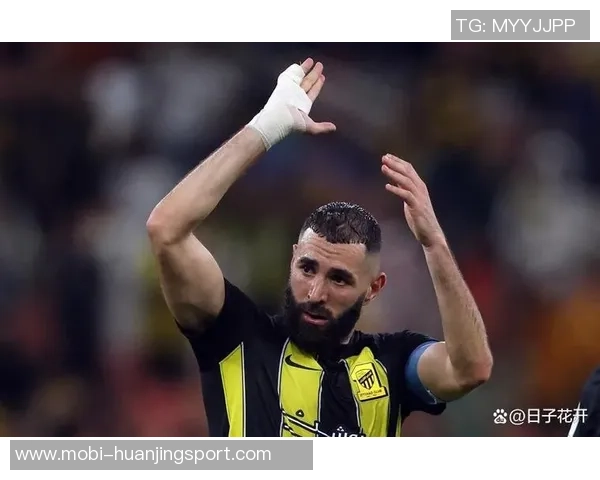 本泽马社交媒体庆祝战胜利雅得胜利强调团队承诺与重要胜利 本泽马社交媒体庆祝战胜利雅得胜利强调团队承诺与重要胜利